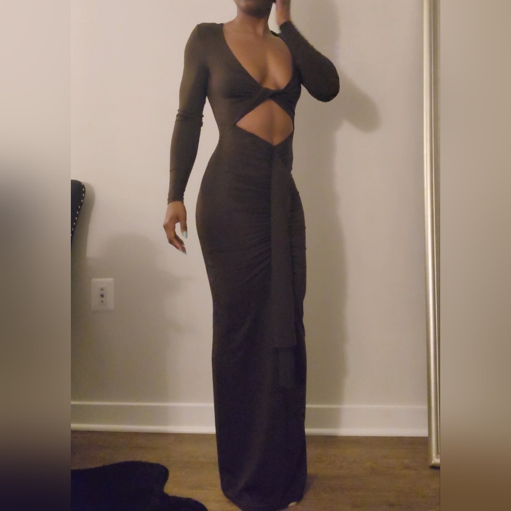 Elegant Brown Cut-Out Maxi Dress